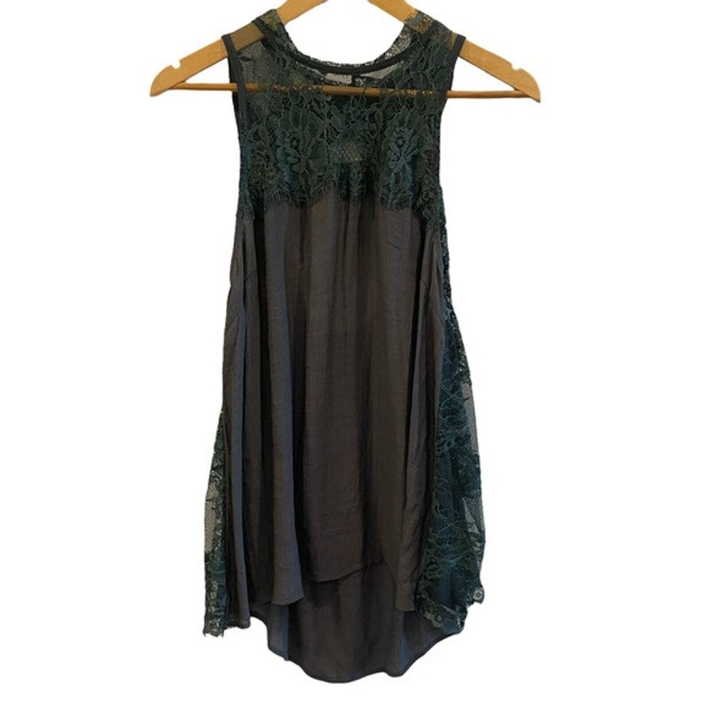 Entro Blouse Women Medium Gray Dark Green Blouse Sleeveless Lace NWT